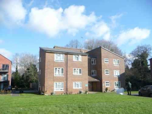Elgin Gardens, Guildford