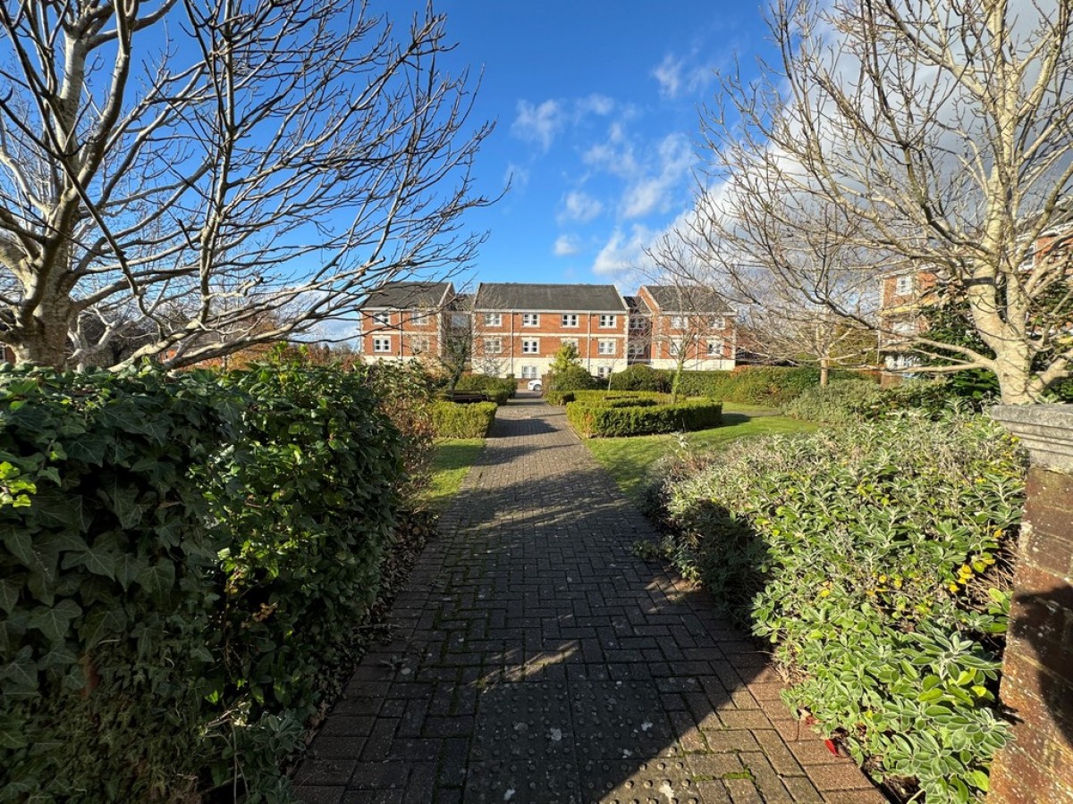 Grosvenor House, St Lukes Square