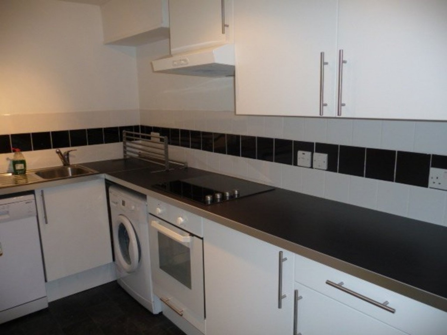 1 bedroom Flat for Letting Cavendish House, Eastgate Gardens