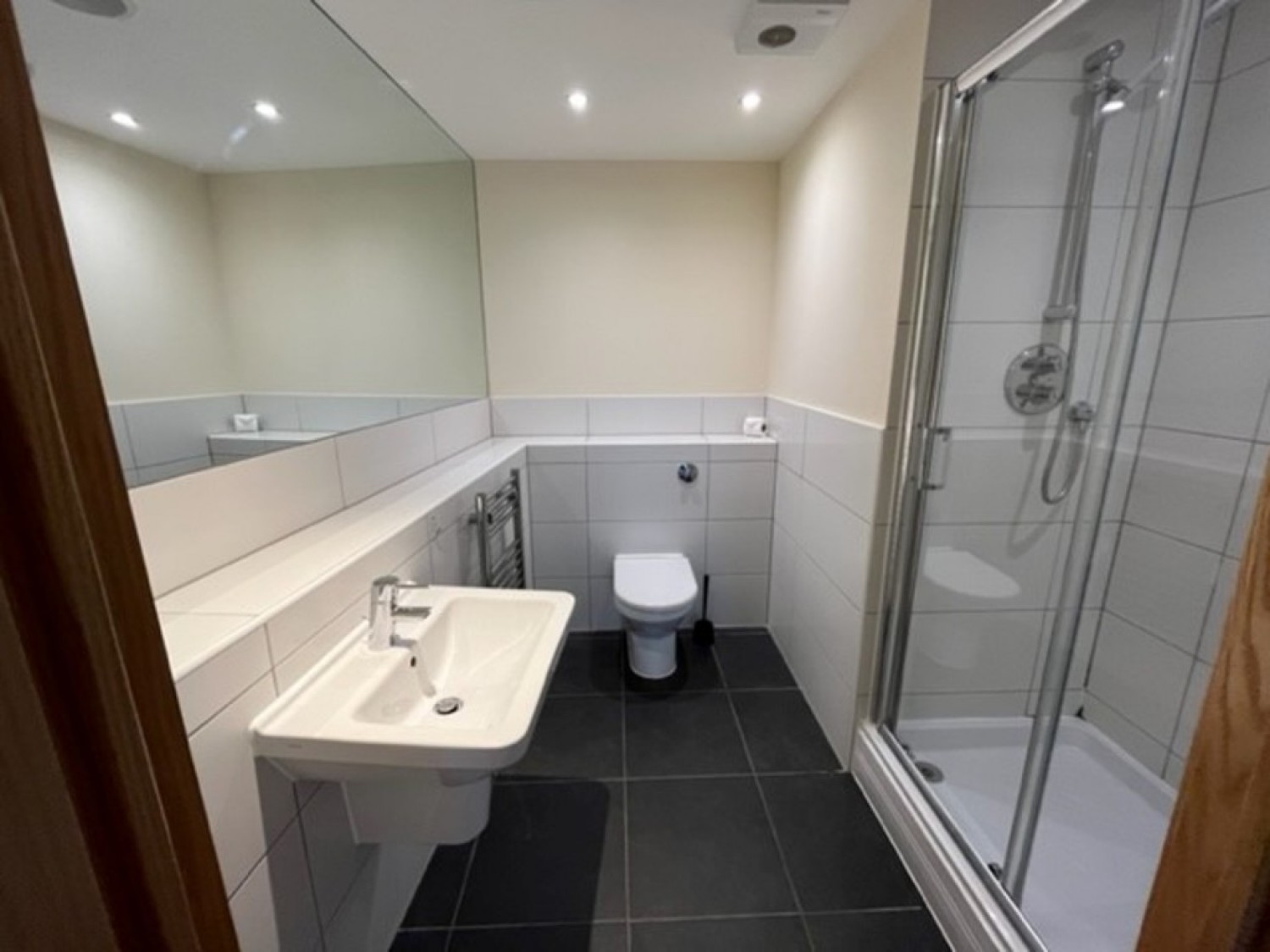 Printing House Square, The Bars