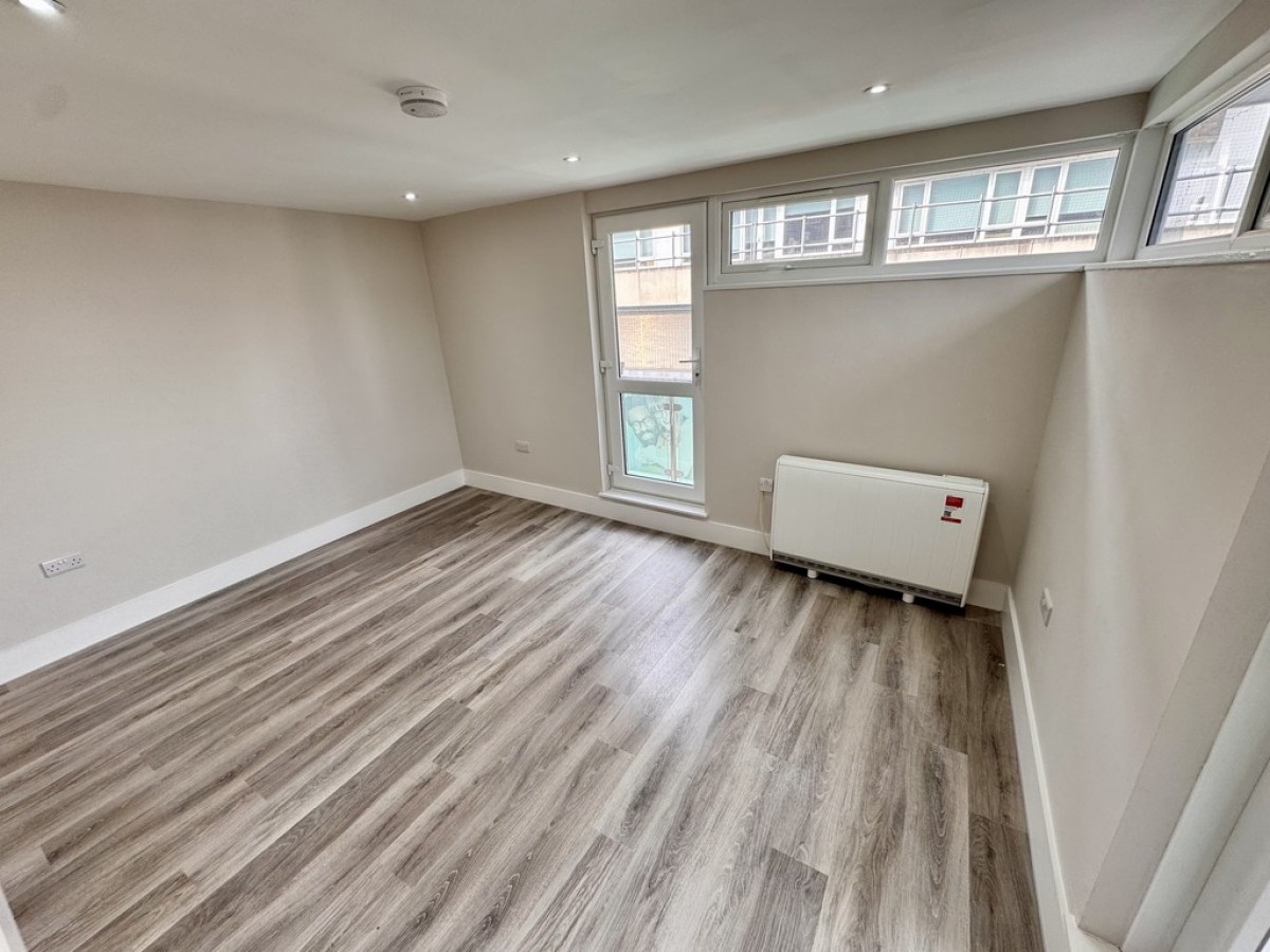 Phoenix Court, Guildford