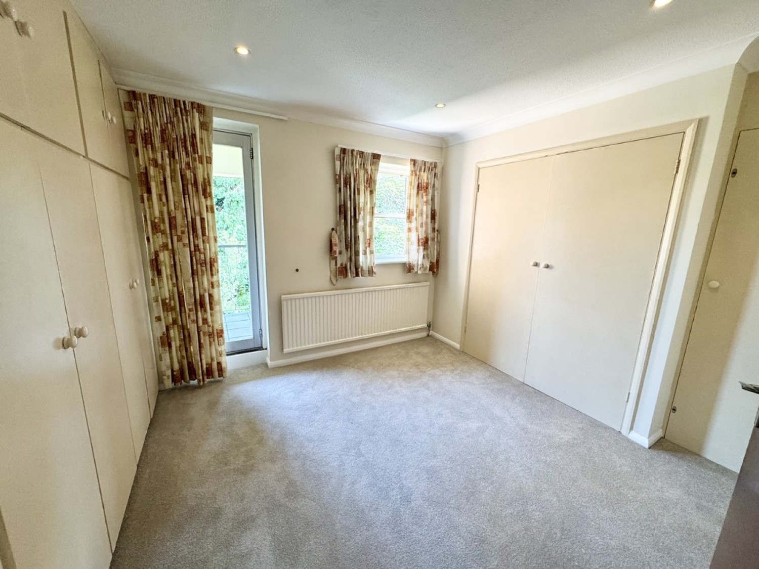 1 bedroom Flat for Letting West Mount, The Mount