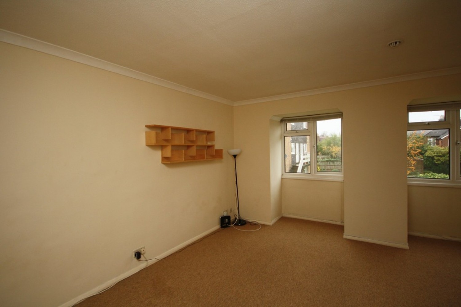 2 bedroom Flat for Letting Drummond Road, Guildford