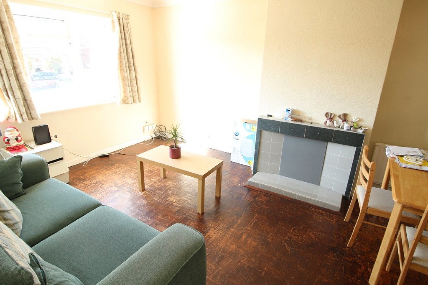 2 bedroom Flat for Letting Madrid Road, Guildford