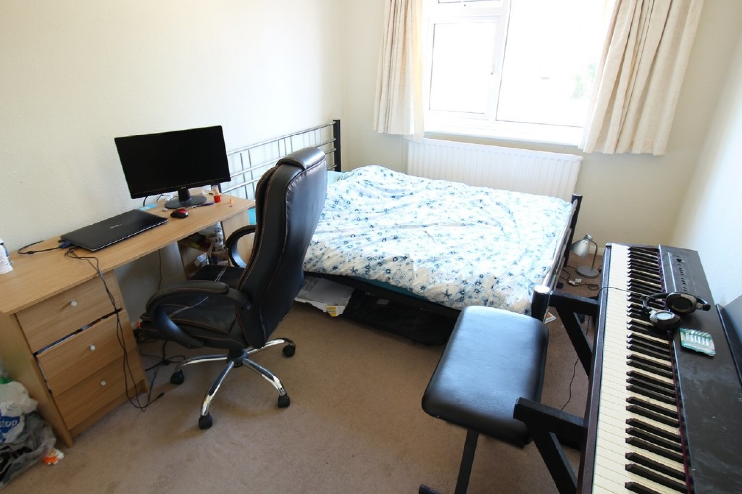 2 bedroom Flat for Letting Madrid Road, Guildford