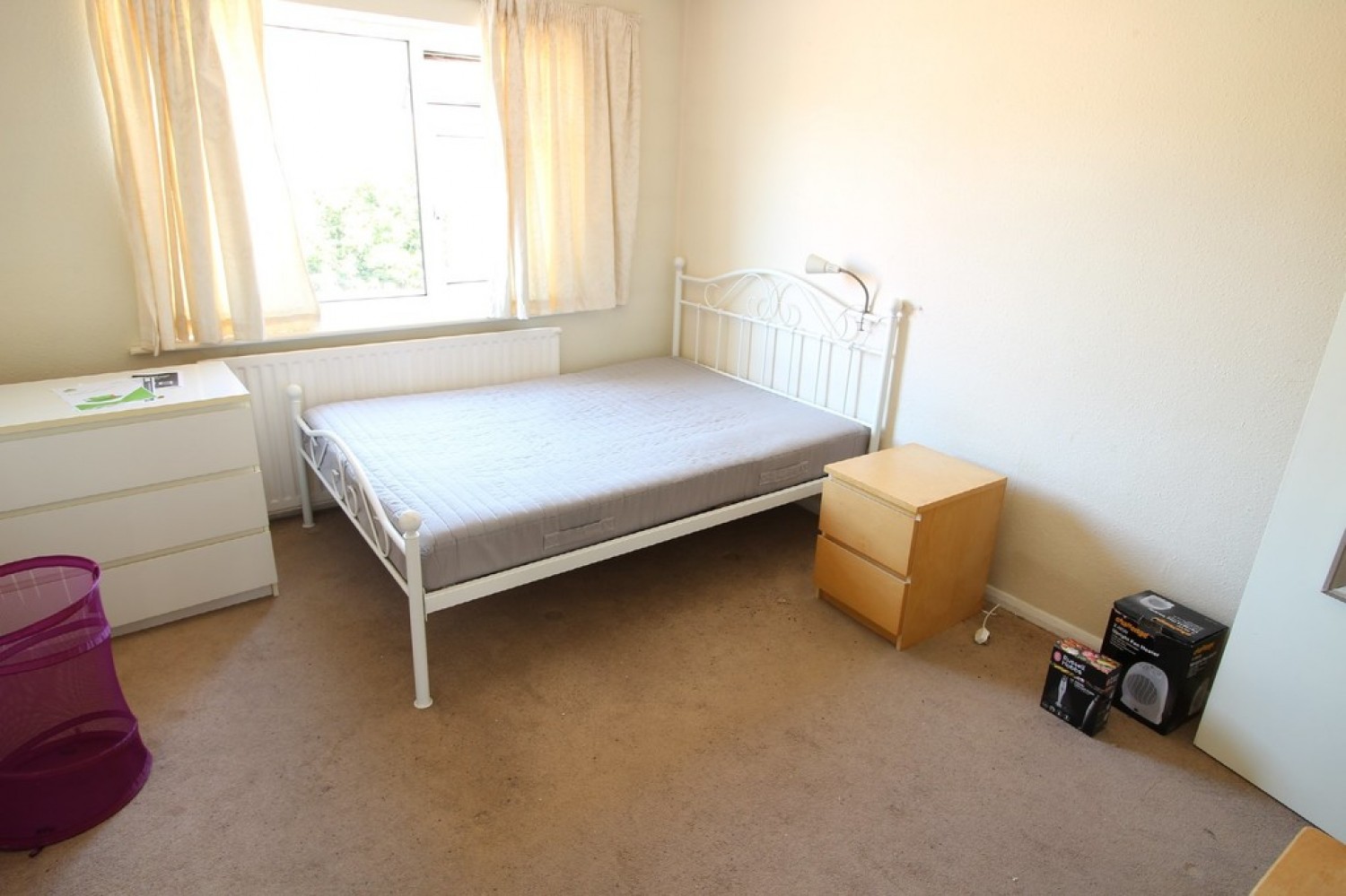 2 bedroom Flat for Letting Madrid Road, Guildford