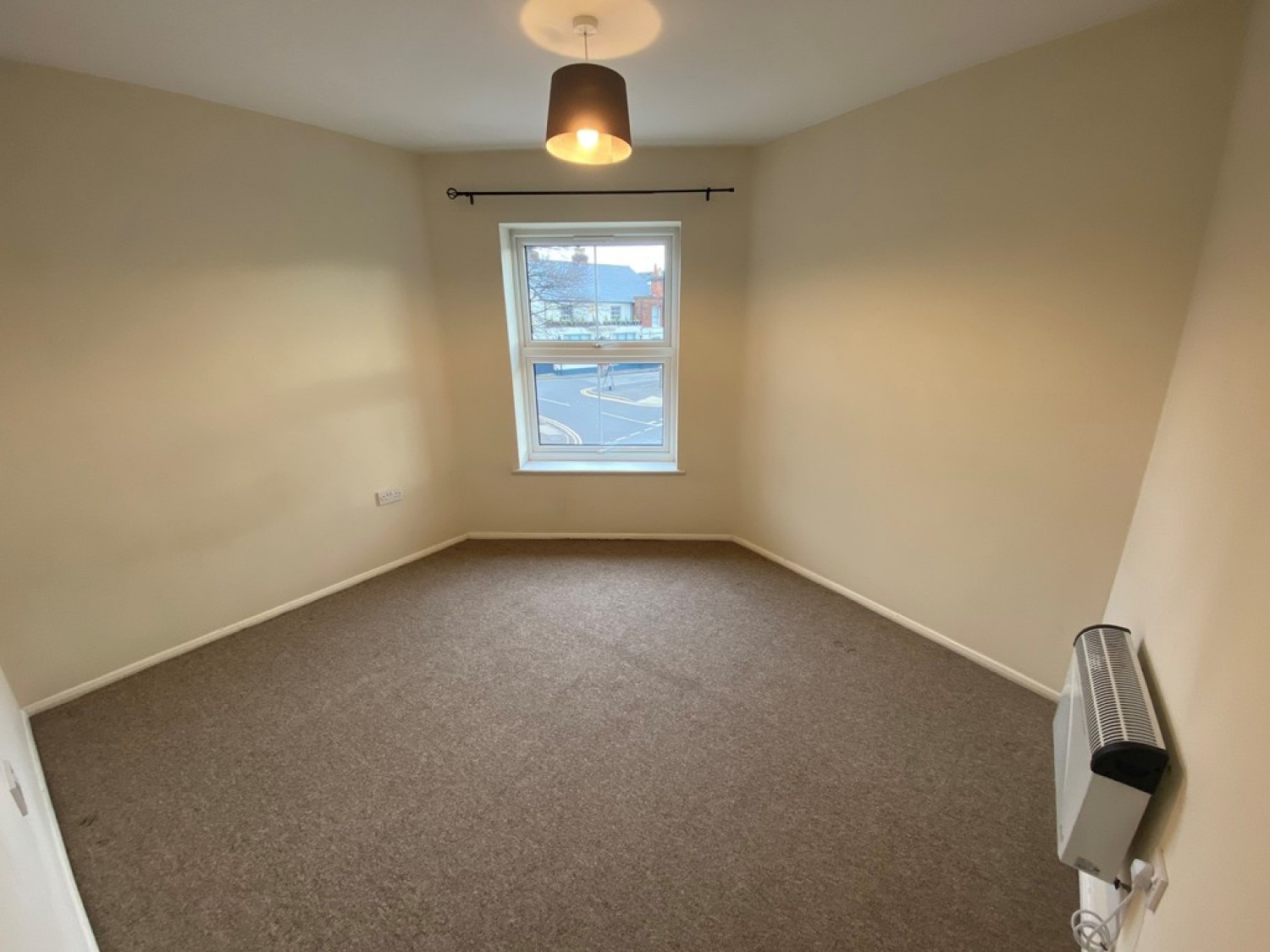 1 bedroom Flat for Letting Stoke Road, Guildford, Surrey