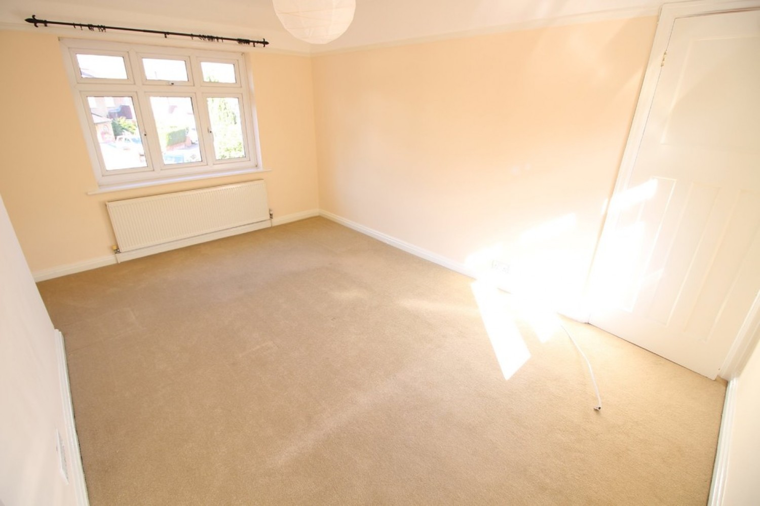 2 bedroom House for Letting Garden Close, Addlestone