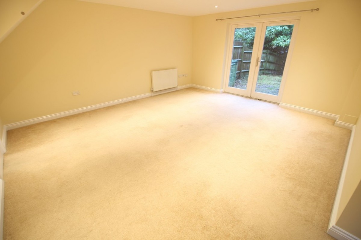 Caxton Court, Haslemere