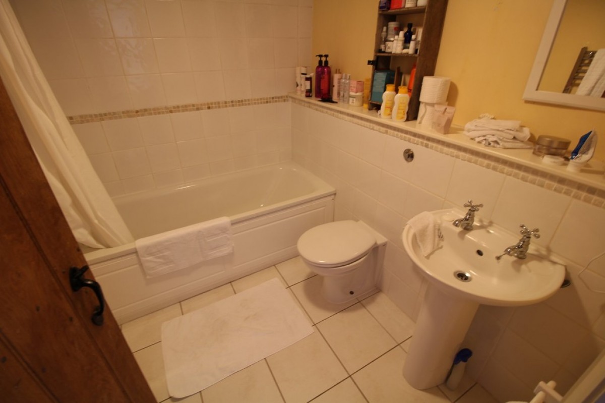 Lower Street, Haslemere