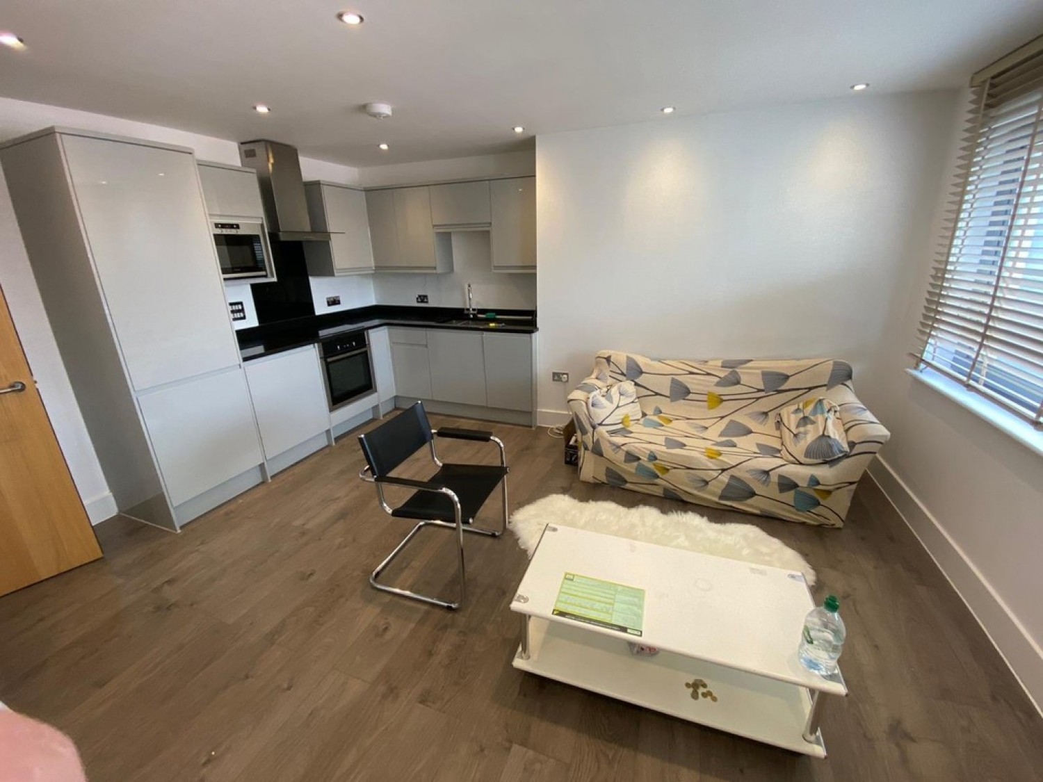 1 bedroom Flat for Letting Bedford Road, Guildford
