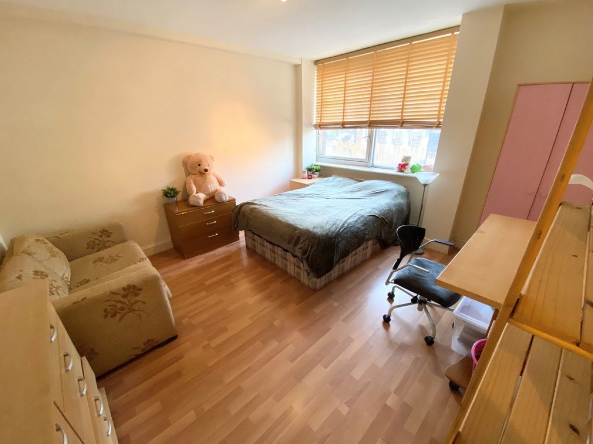 Bedford Road, Guildford, Surrey