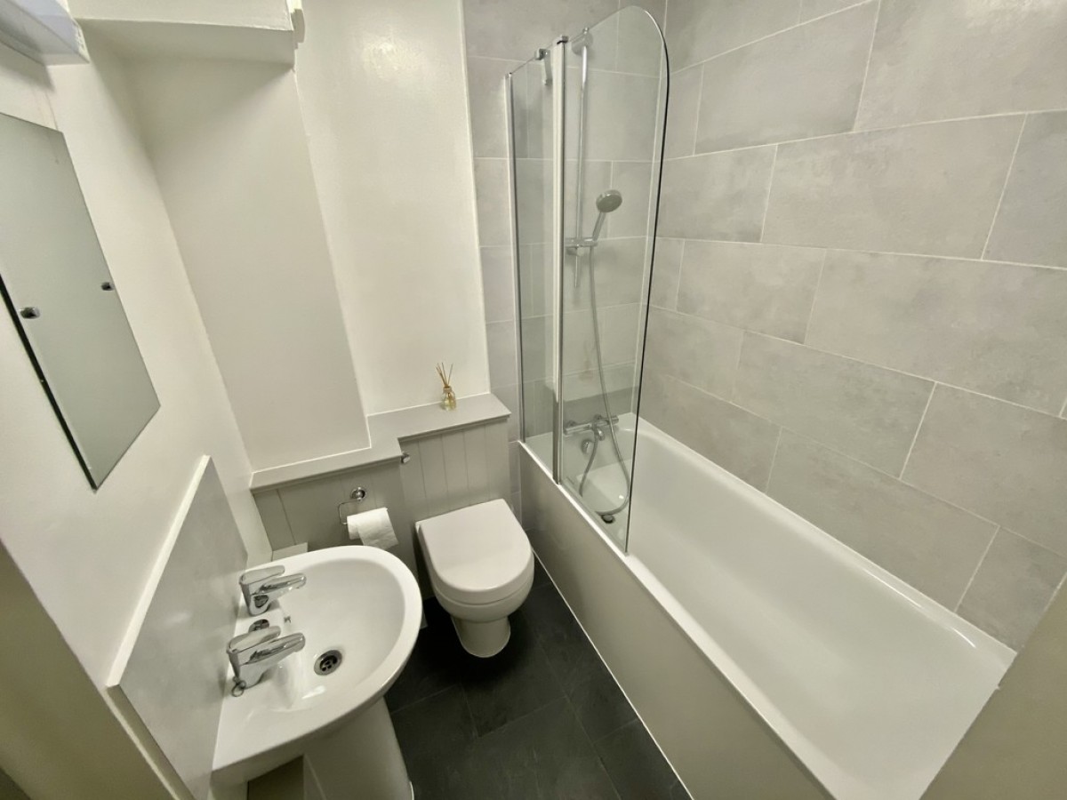 Springside Court, Guildford