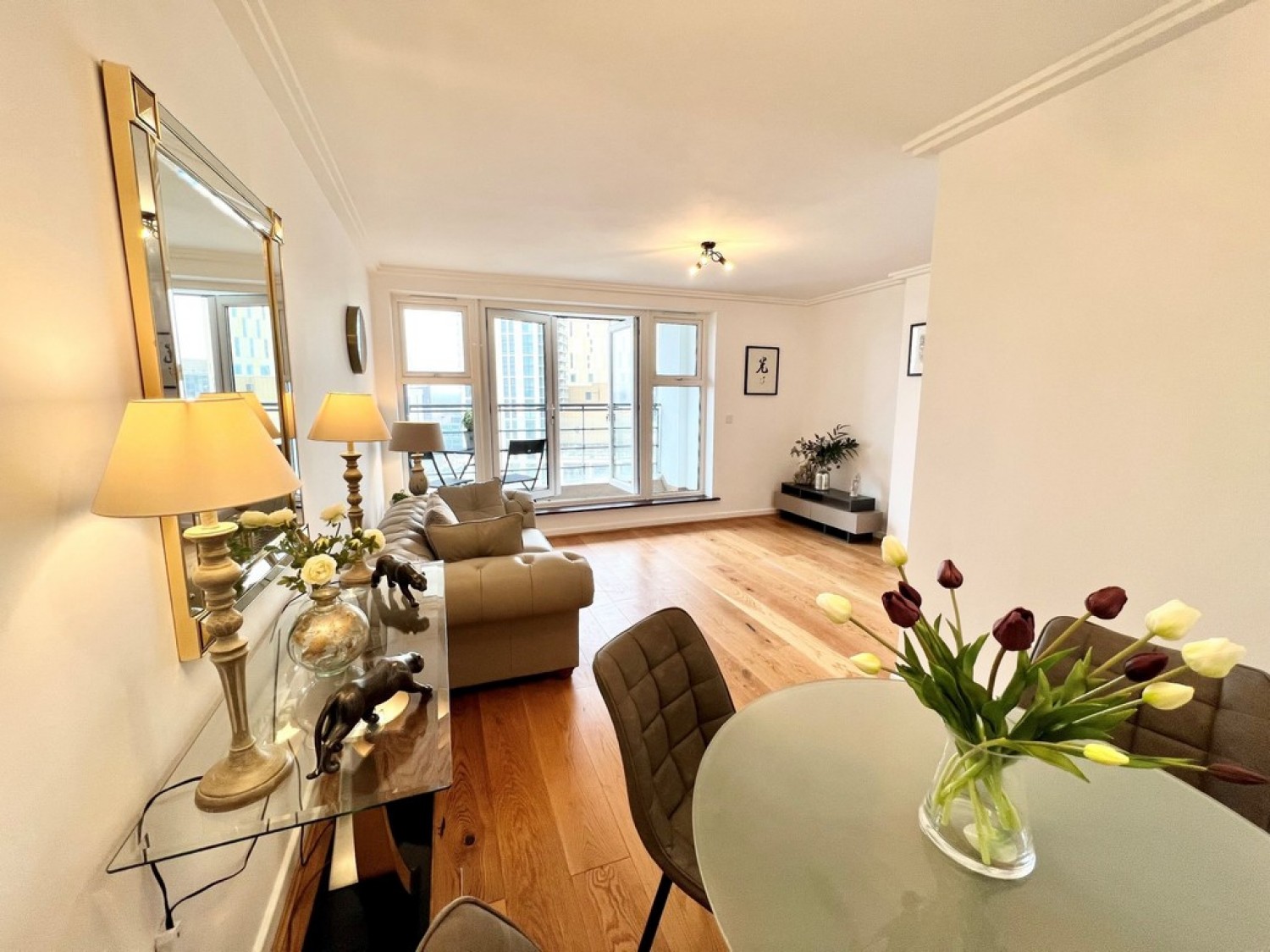 1 bedroom Flat for Letting Centrium