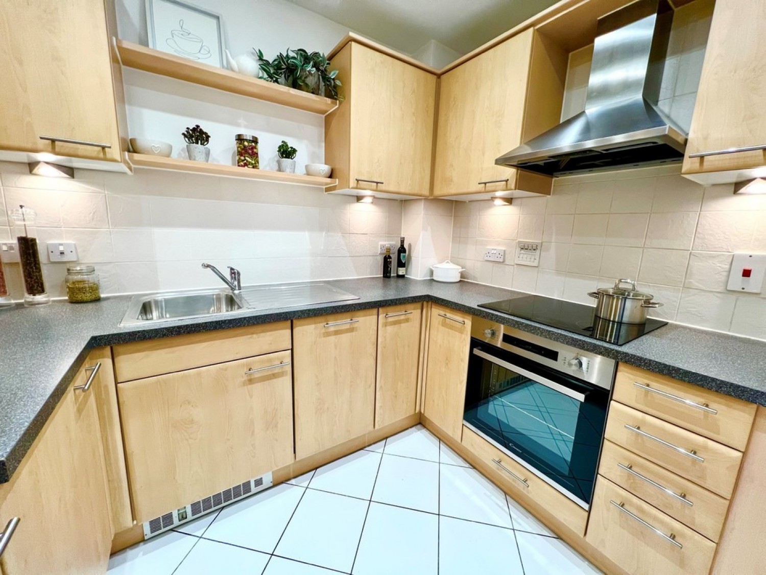 1 bedroom Flat for Letting Centrium