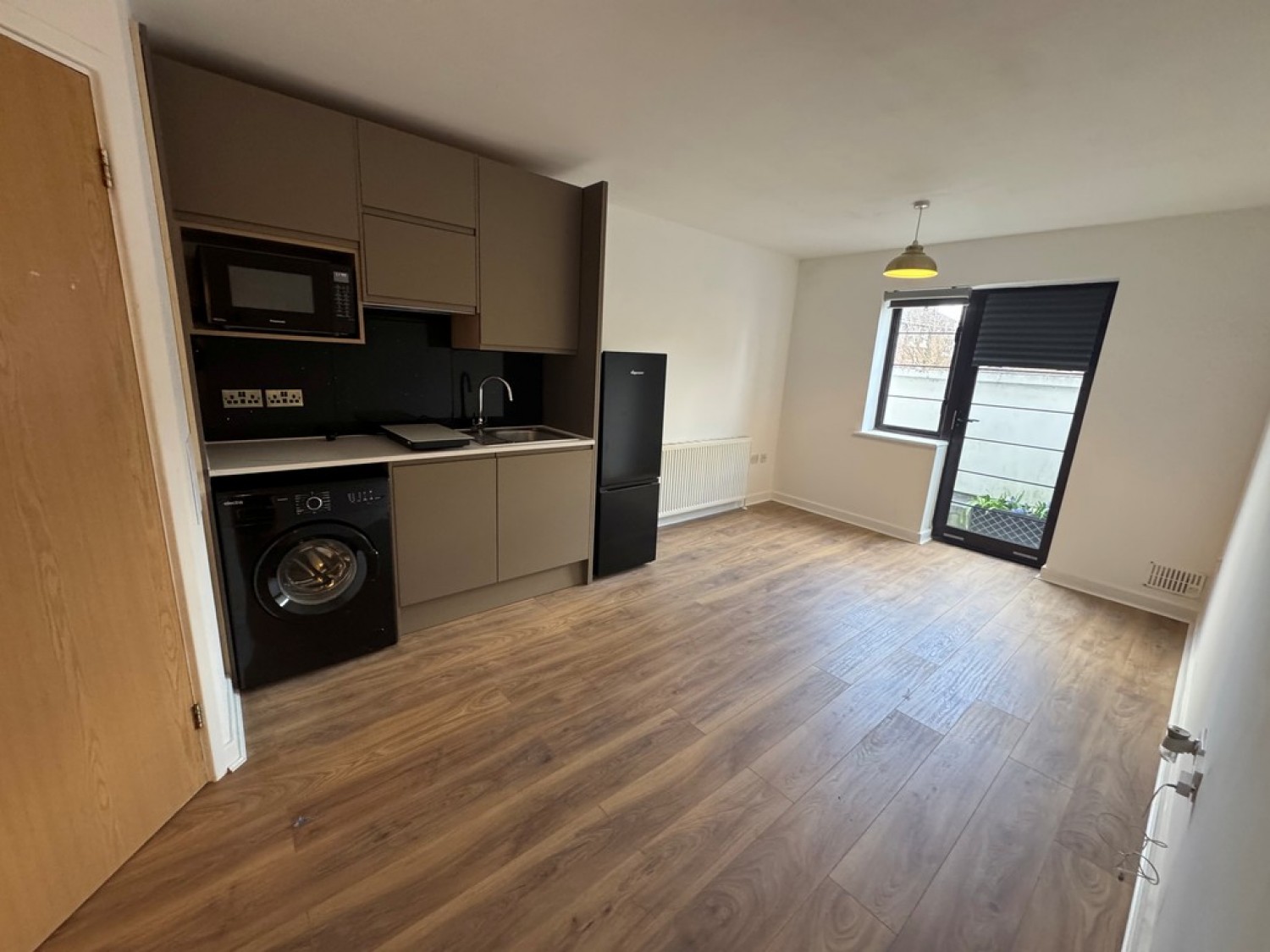 1 bedroom Flat for Letting Epsom Road, Guildford, Surrey