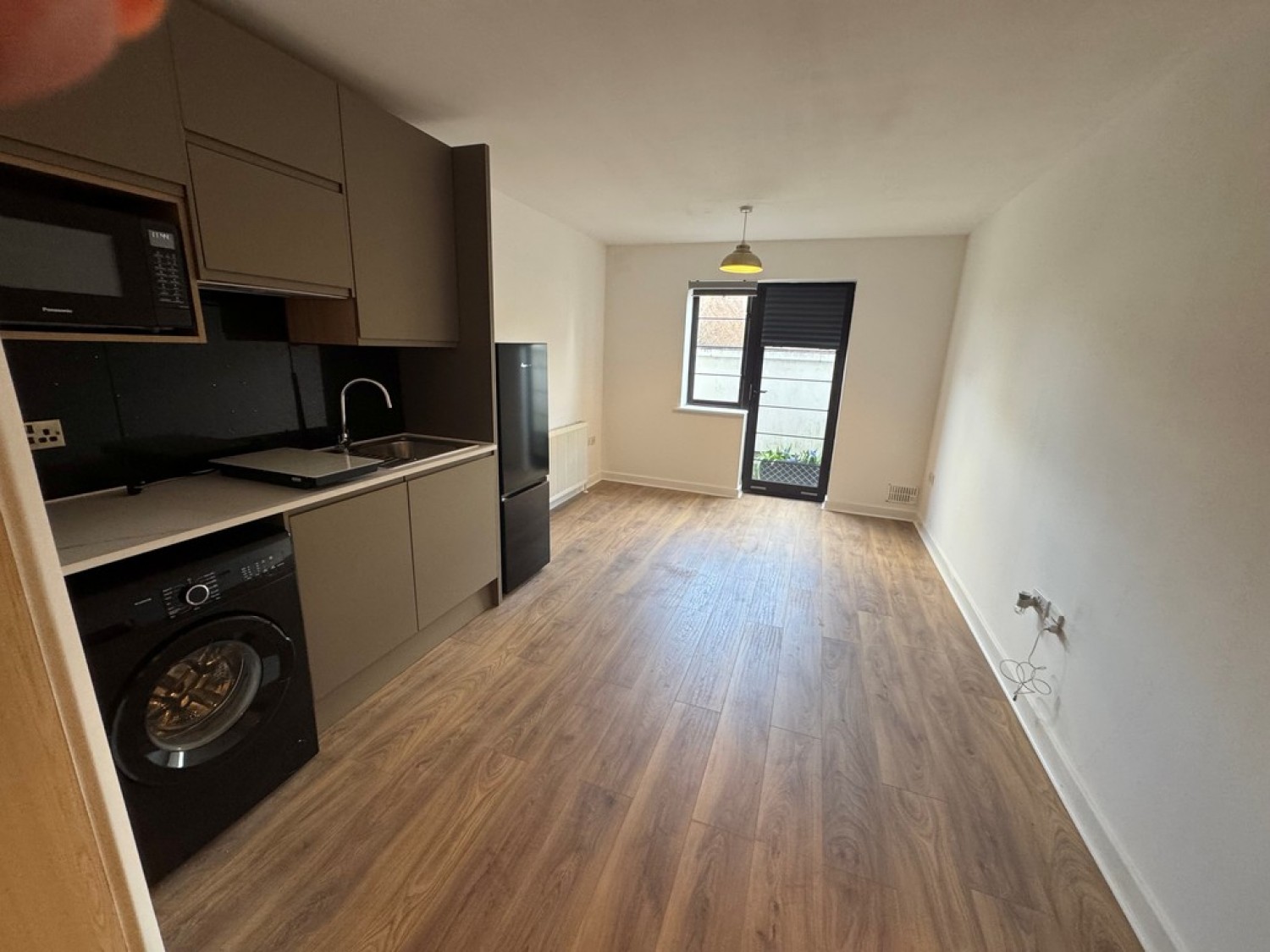 1 bedroom Flat for Letting Epsom Road, Guildford, Surrey
