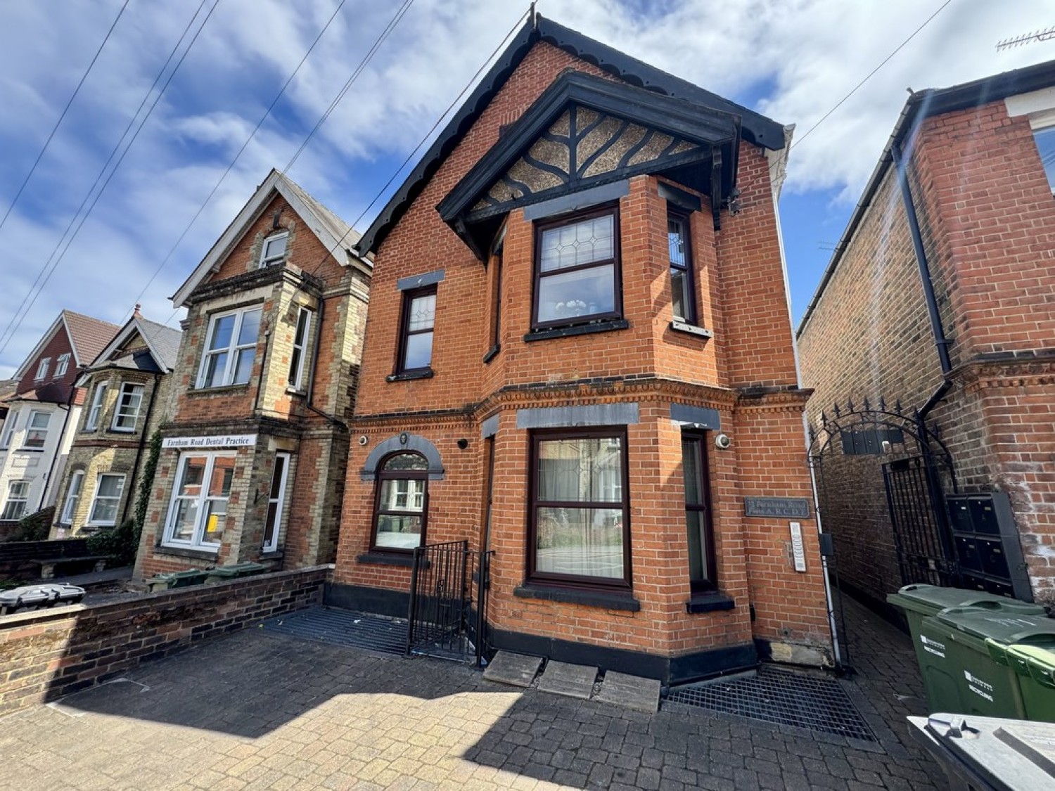 1 bedroom Flat for Letting Farnham Road, Guildford, Surrey