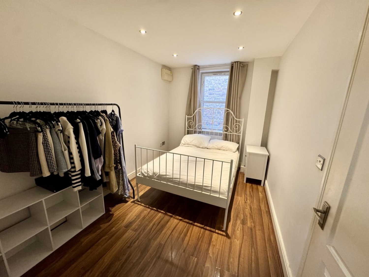 1 bedroom Flat for Letting Farnham Road, Guildford, Surrey