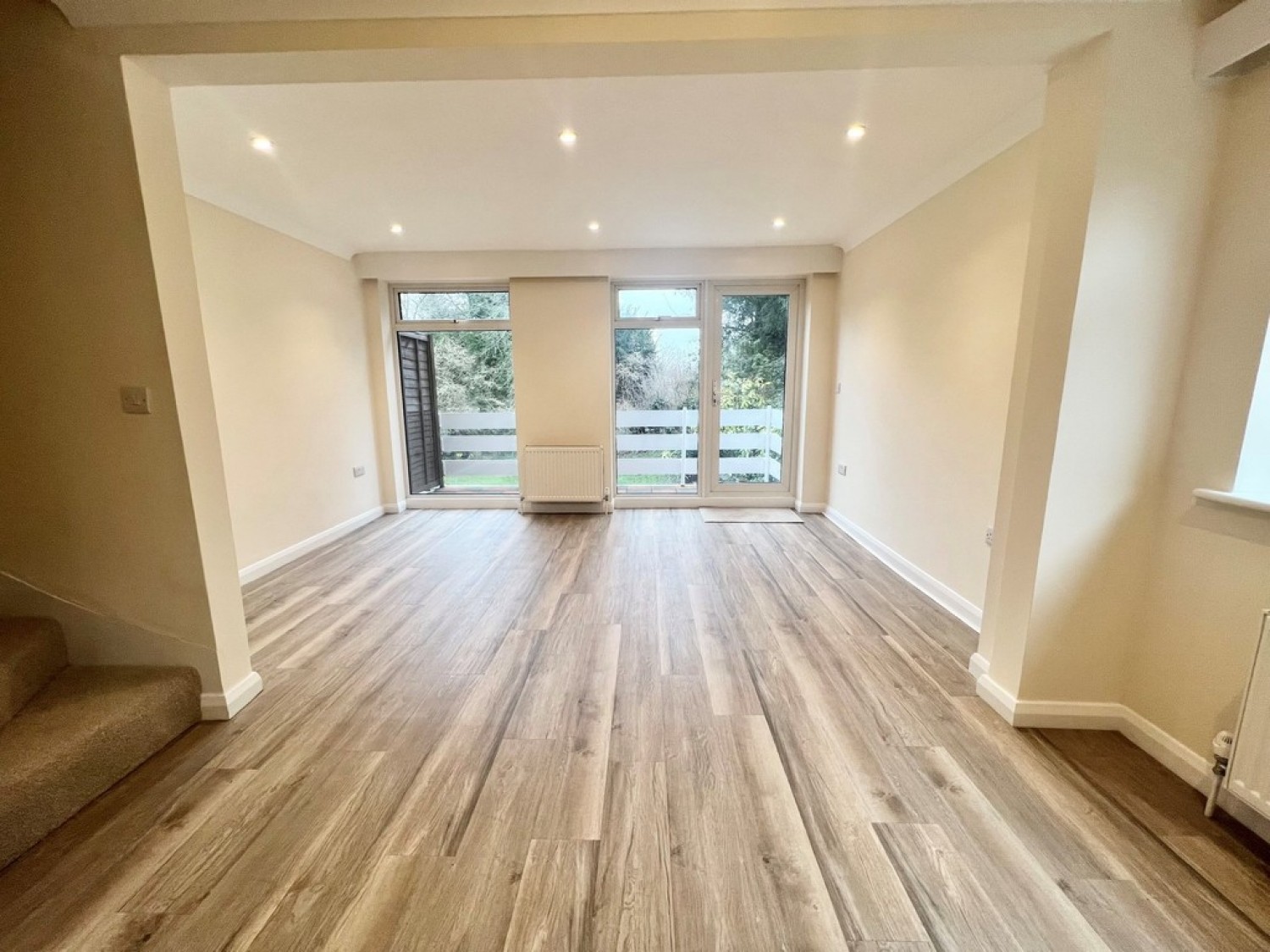 3 bedroom House for Letting Portsmouth Road, Guildford, Surrey