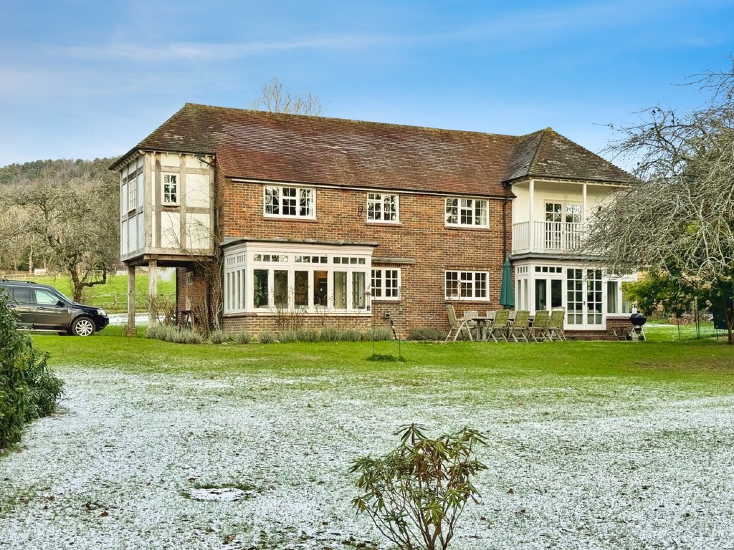 4 bedroom House in Ewhurst, Cranleigh