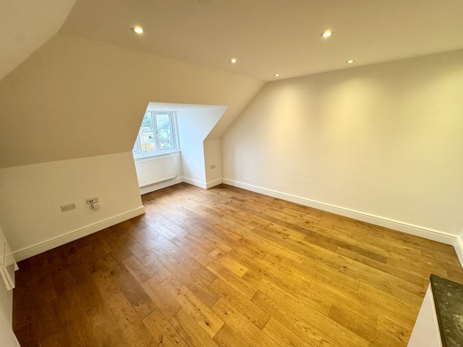 1 bedroom Flat for Letting Aldershot Road, Guildford