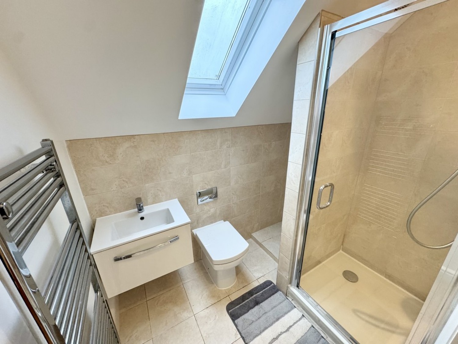 1 bedroom Flat for Letting Aldershot Road, Guildford