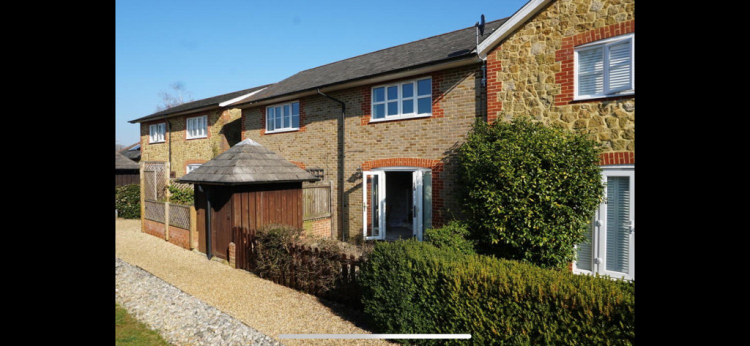 2 bedroom House for Letting Park Drive, Bramley, Guildford