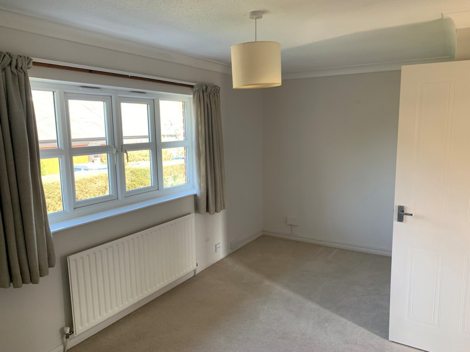 2 bedroom House for Letting Park Drive, Bramley, Guildford