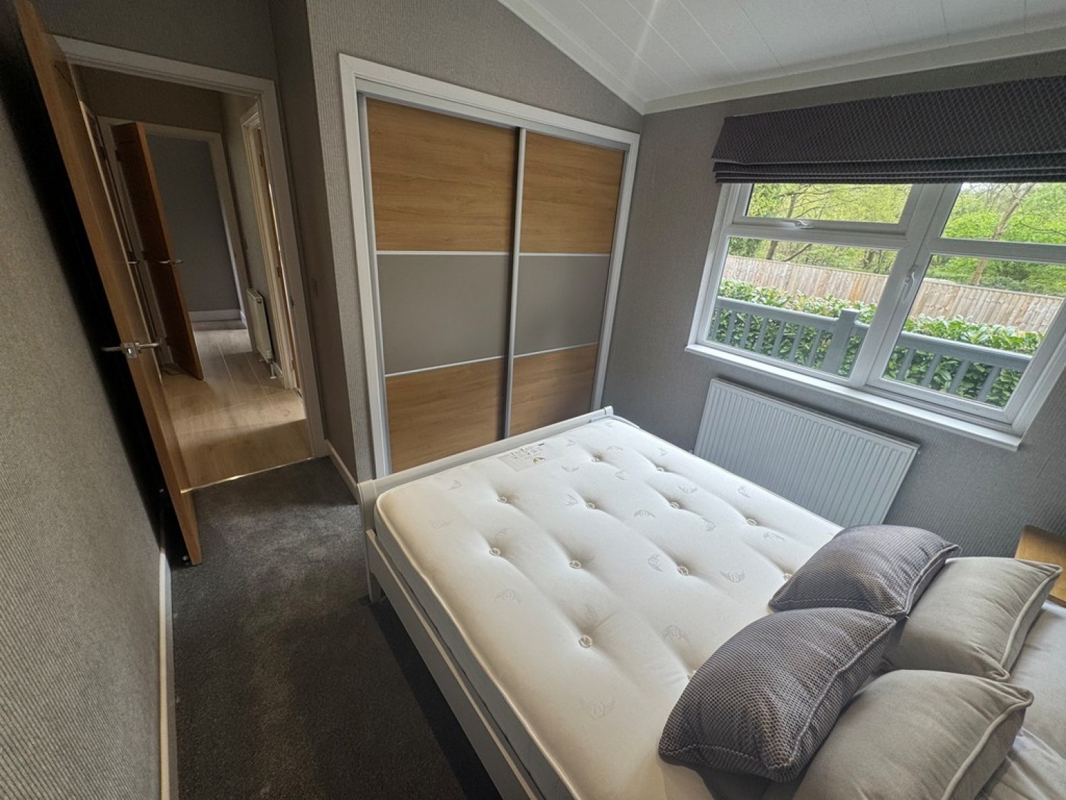 2 bedroom Bungalow for Letting Thursley, Godalming, Surrey