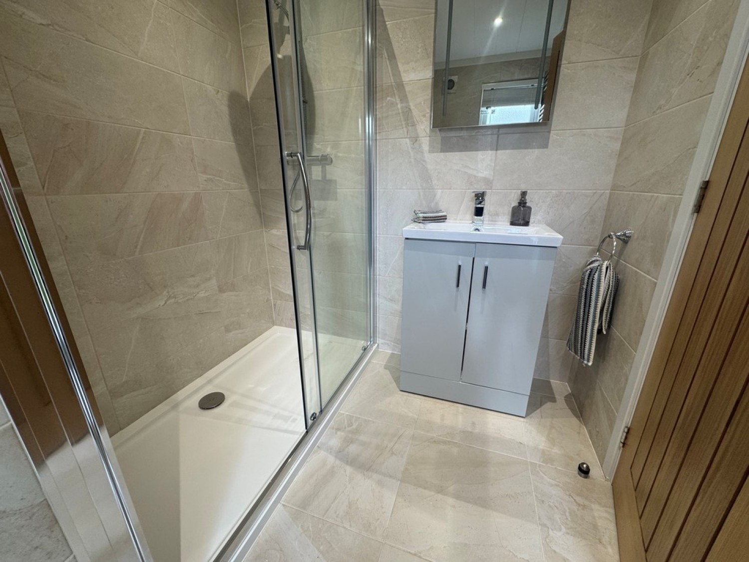 2 bedroom Bungalow for Letting Thursley, Godalming, Surrey