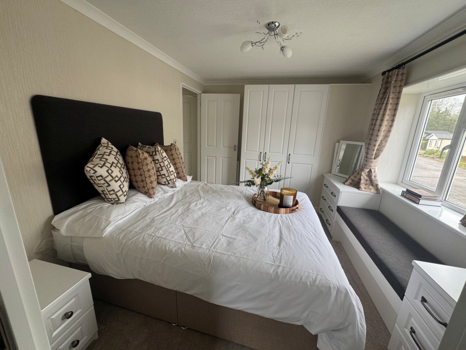 2 bedroom Bungalow for Letting Thursley, Godalming, Surrey