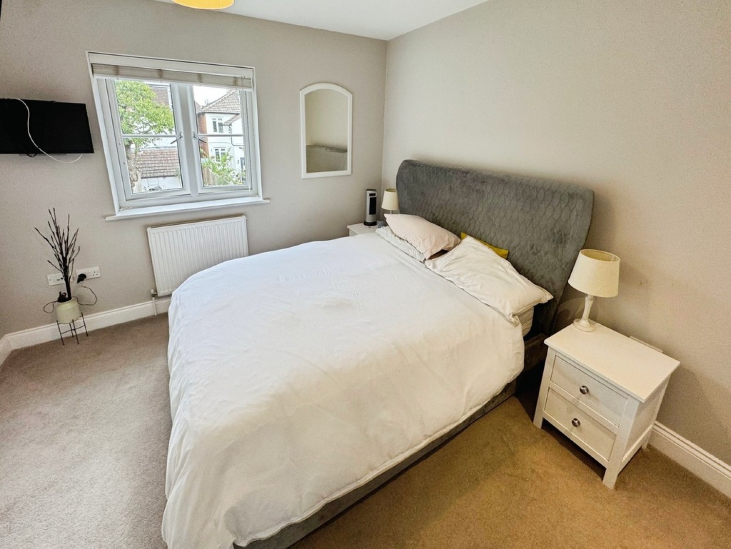 2 bedroom House for Letting Queens Road, Guildford
