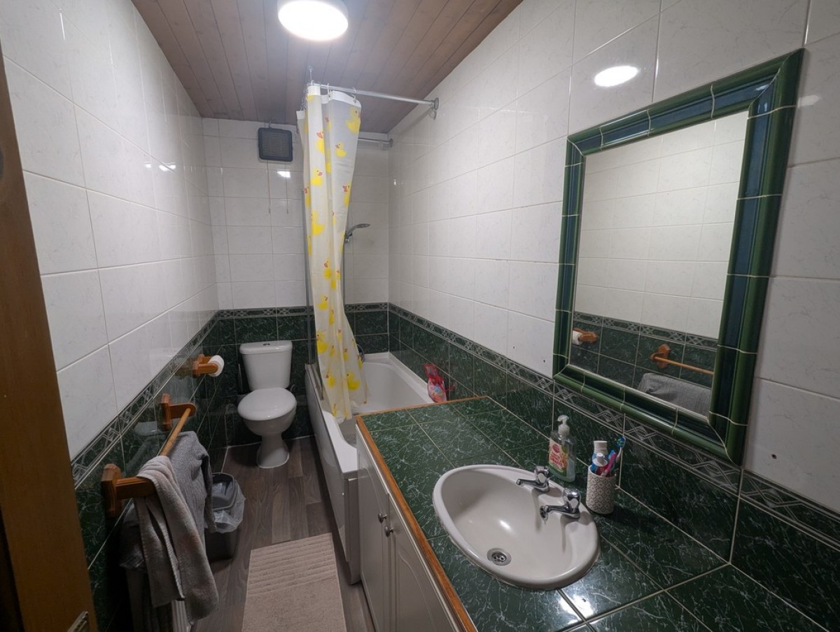 Church Street, Paddock