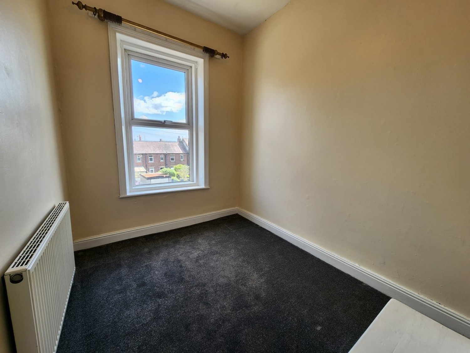 2 bedroom House for Letting Broomfield Road, Marsh