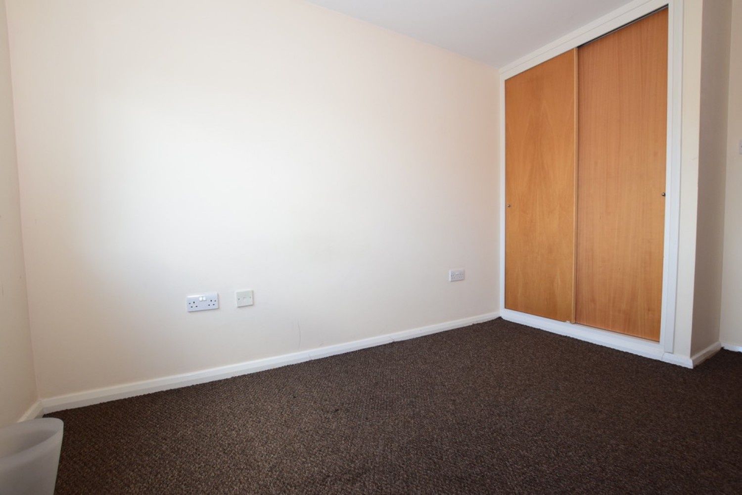 2 bedroom Flat for Letting The Ironworks, Birkhouse Lane