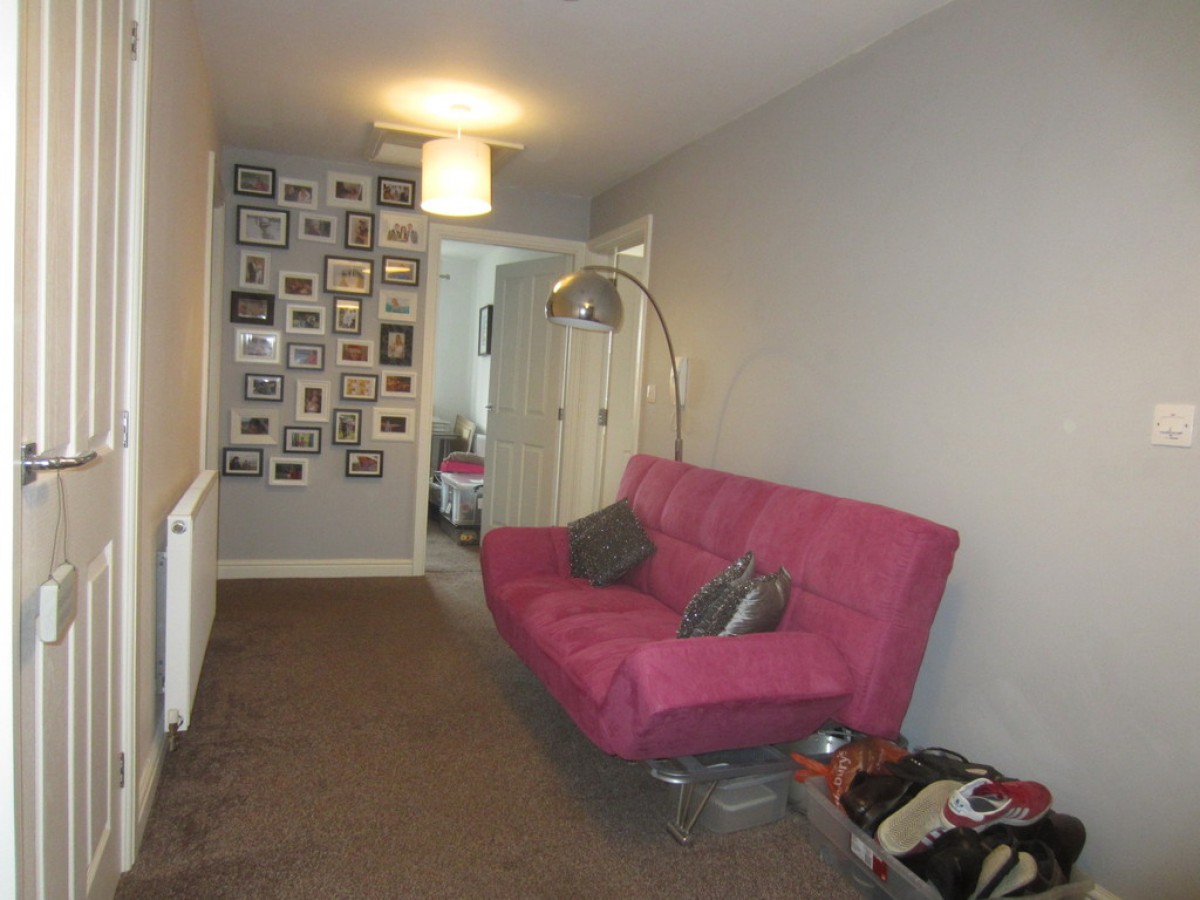 Laund Road, Salendine Nook