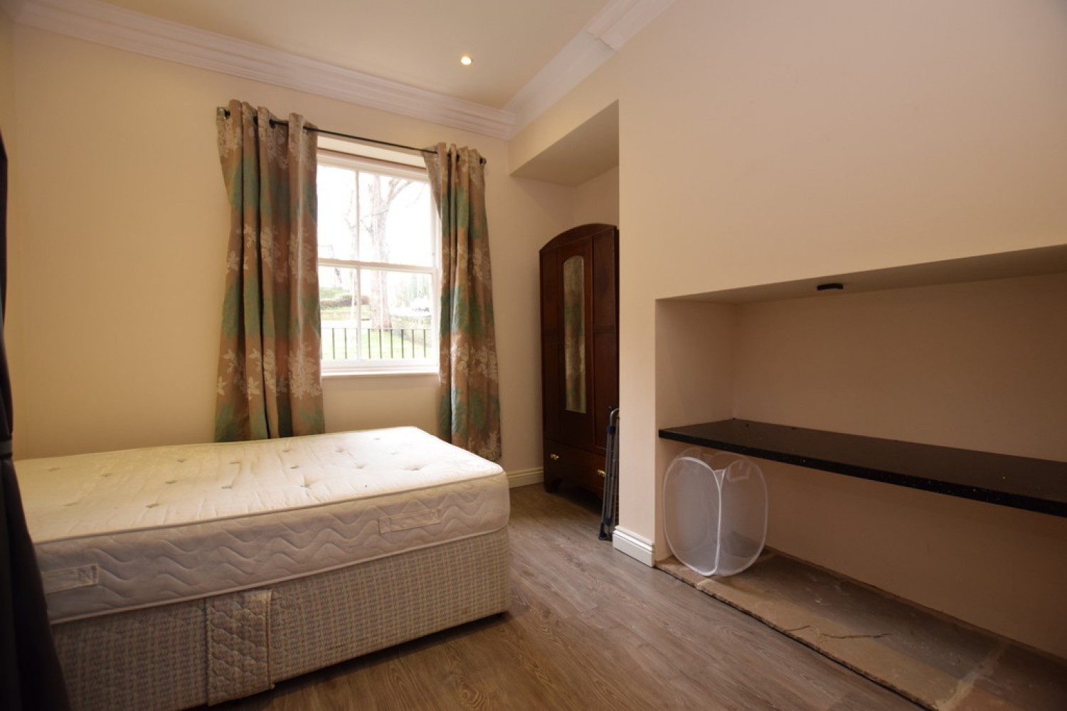 Ashvale, Claremont Hall