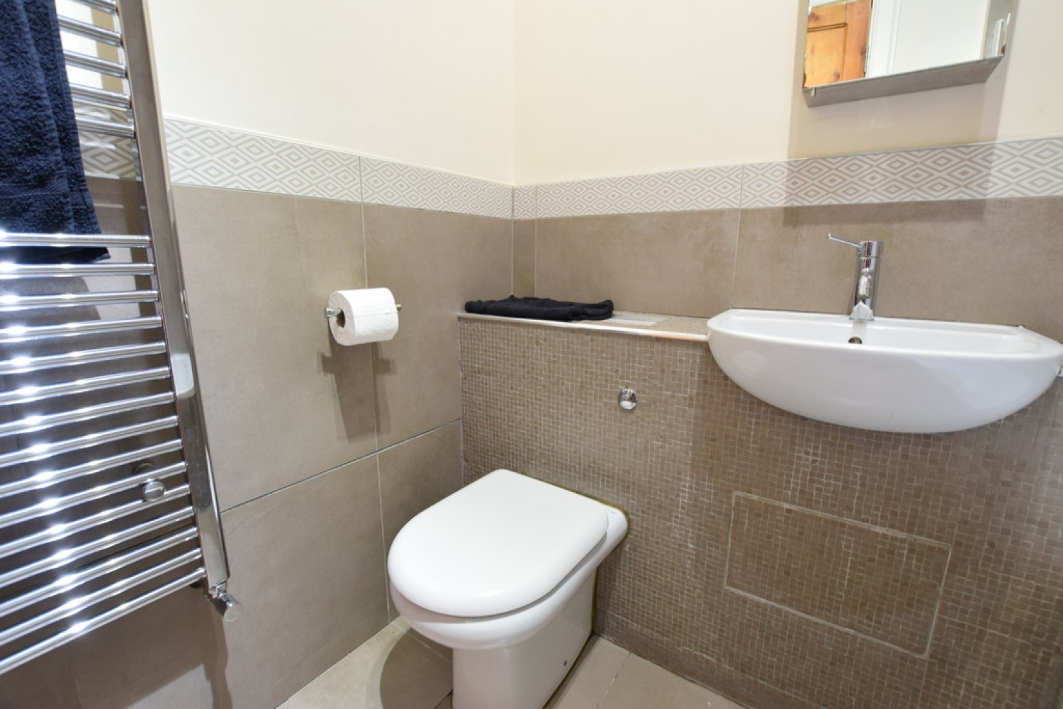 Ashvale, Claremont Hall