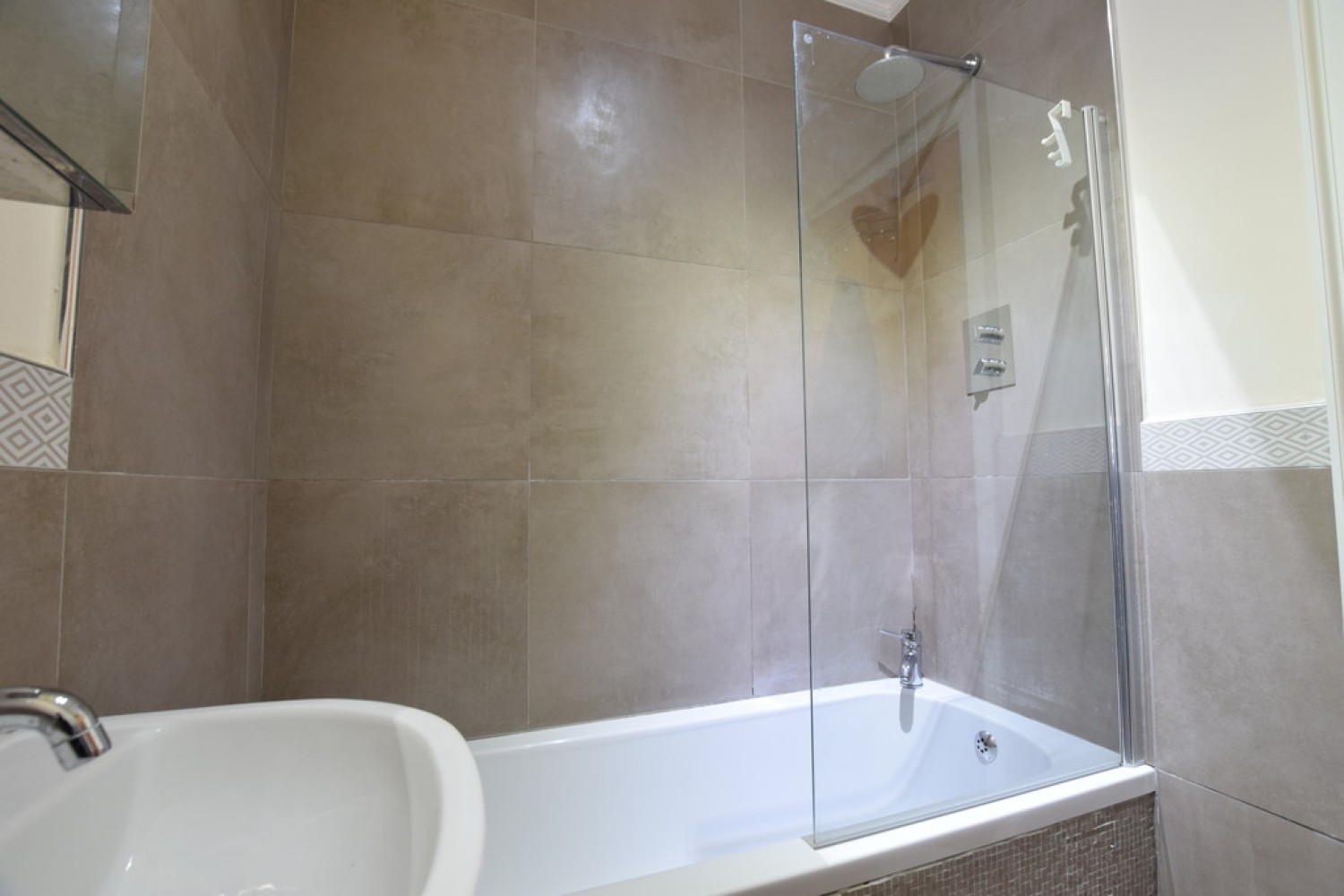 Ashvale, Claremont Hall