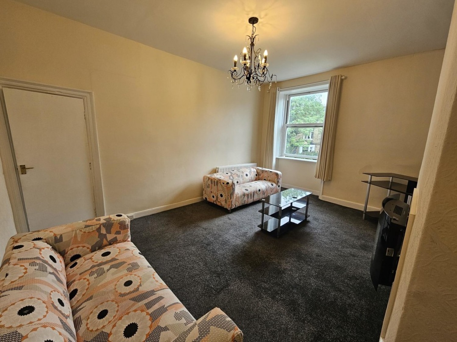 1 bedroom Flat in New North Road, Huddersfield