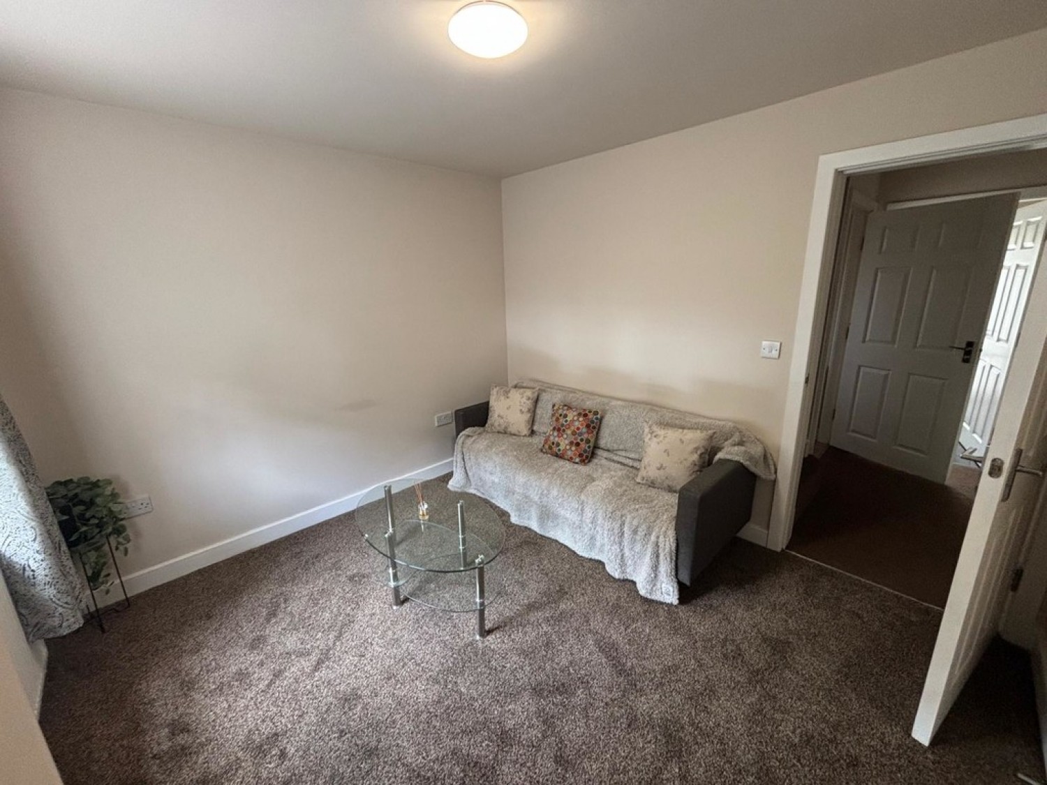 3 bedroom House for Letting Cross Lane, Newsome