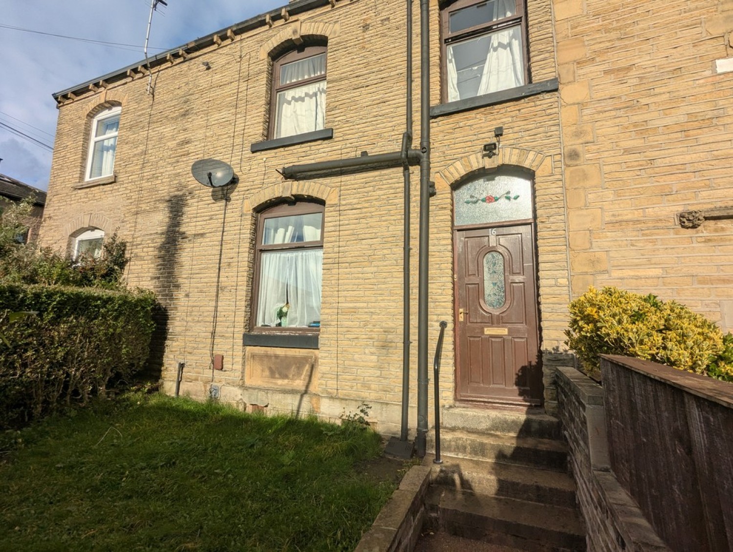 Brook Street, Moldgreen