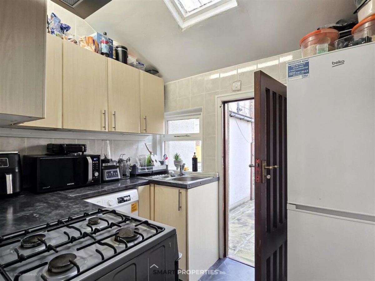 Brook Street, Moldgreen