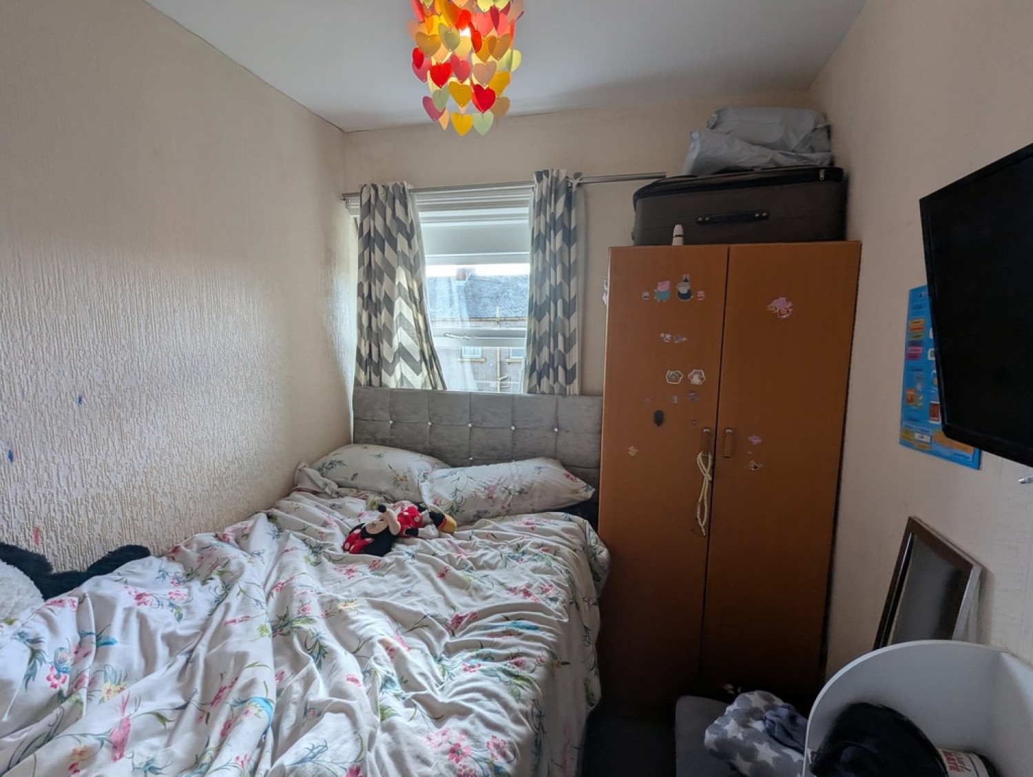 Brook Street, Moldgreen