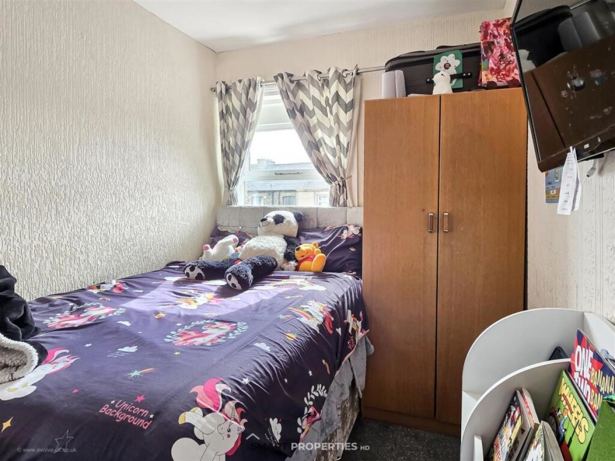 Brook Street, Moldgreen