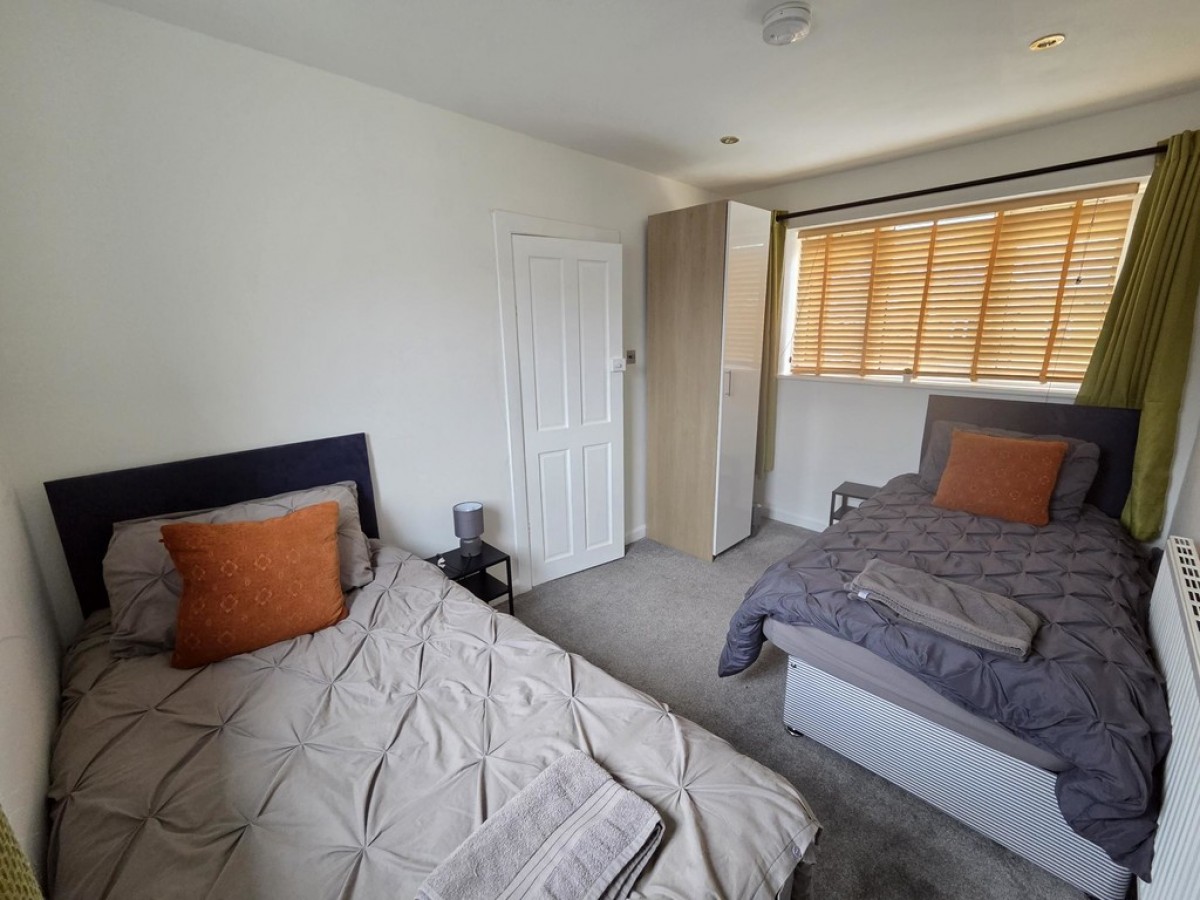 Lynton Avenue, Huddersfield