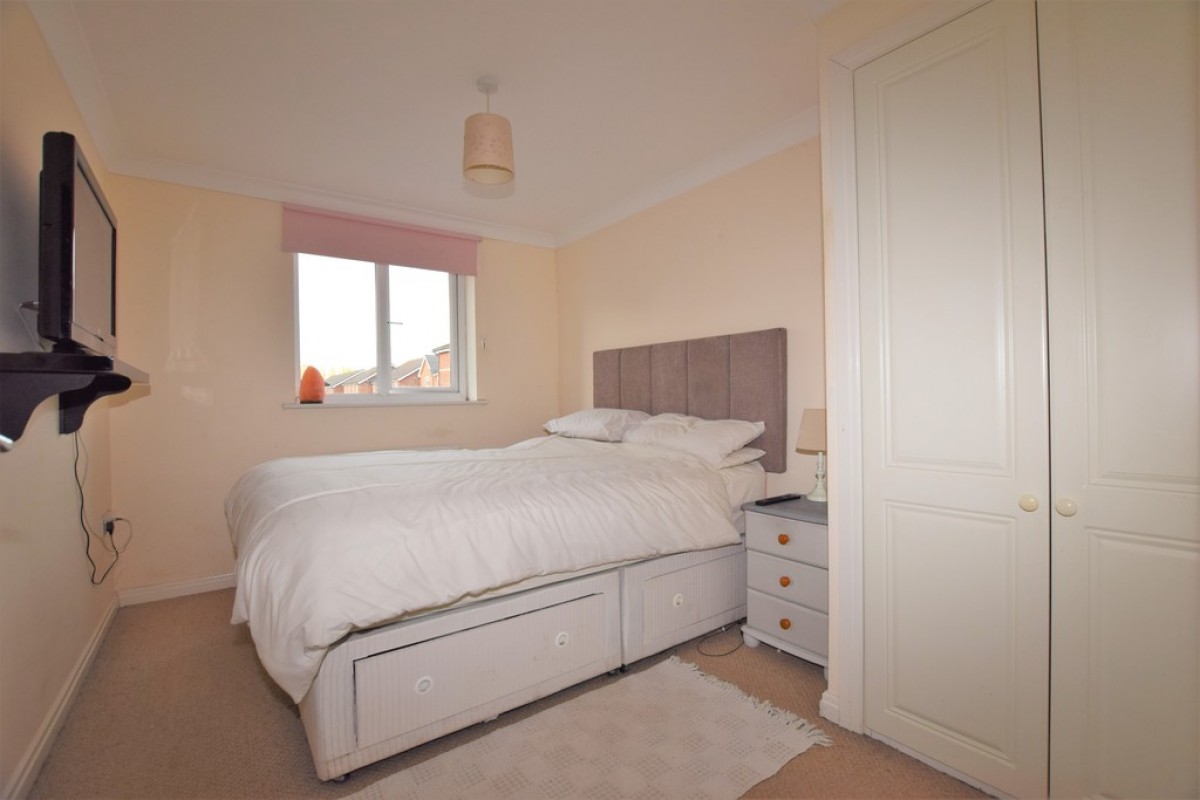 Blackthorn Drive, Lindley