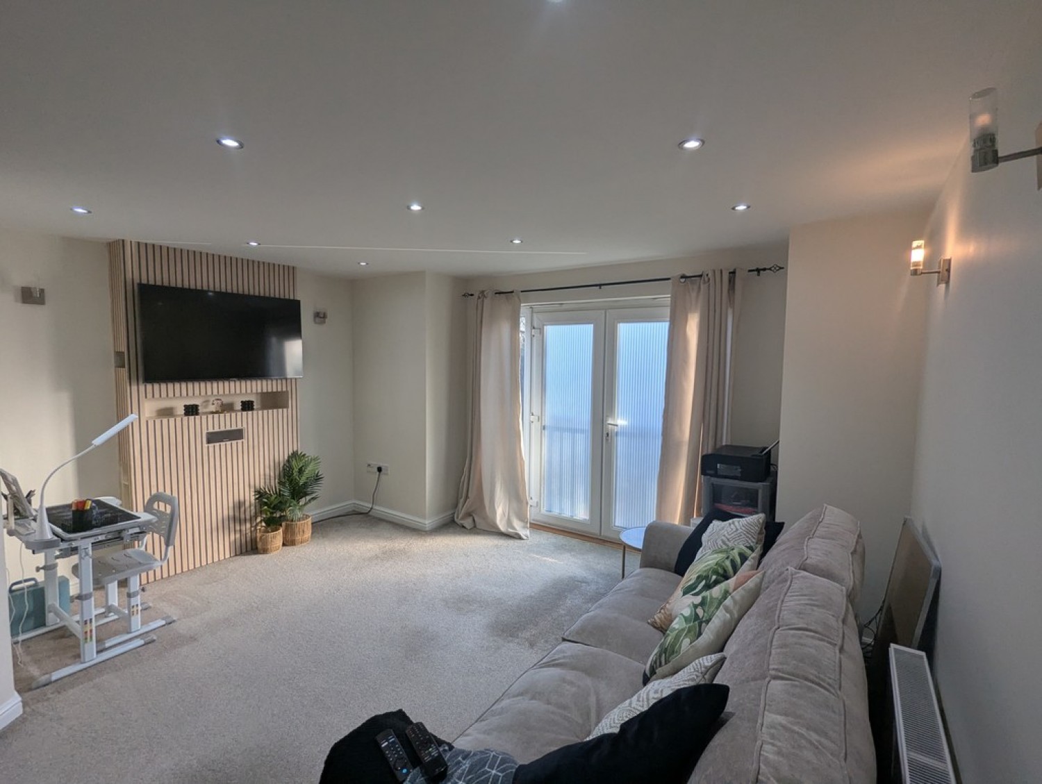 Flugel Way, Huddersfield