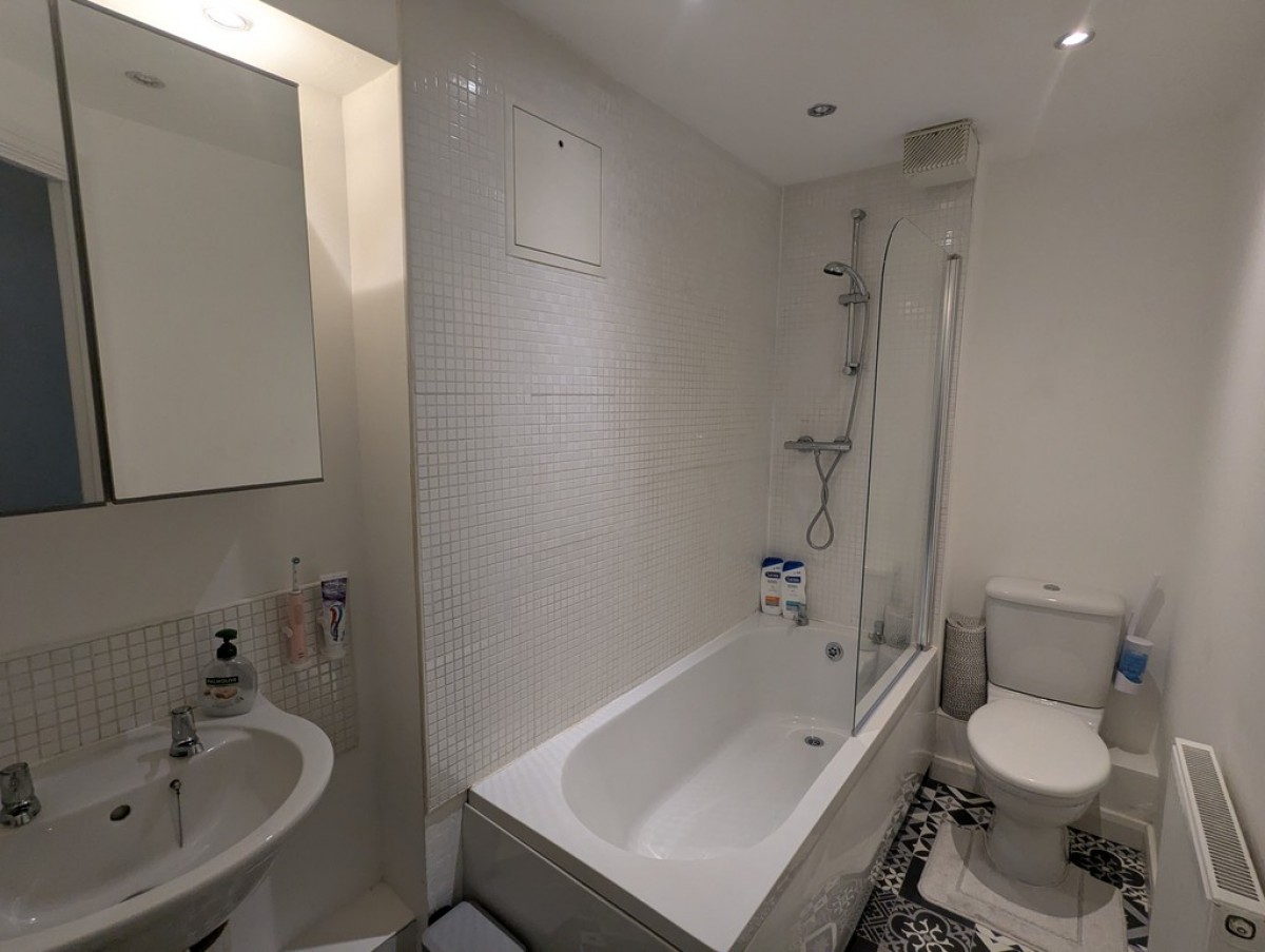 Flugel Way, Huddersfield